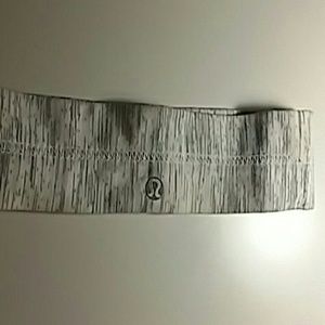 *sold*White and Gray Lulu lemon Headband